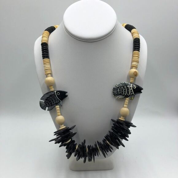 Fish Sea Life Beaded Women's Statement Necklace Nautical Wood Fashion Jewelry - Picture 1 of 8